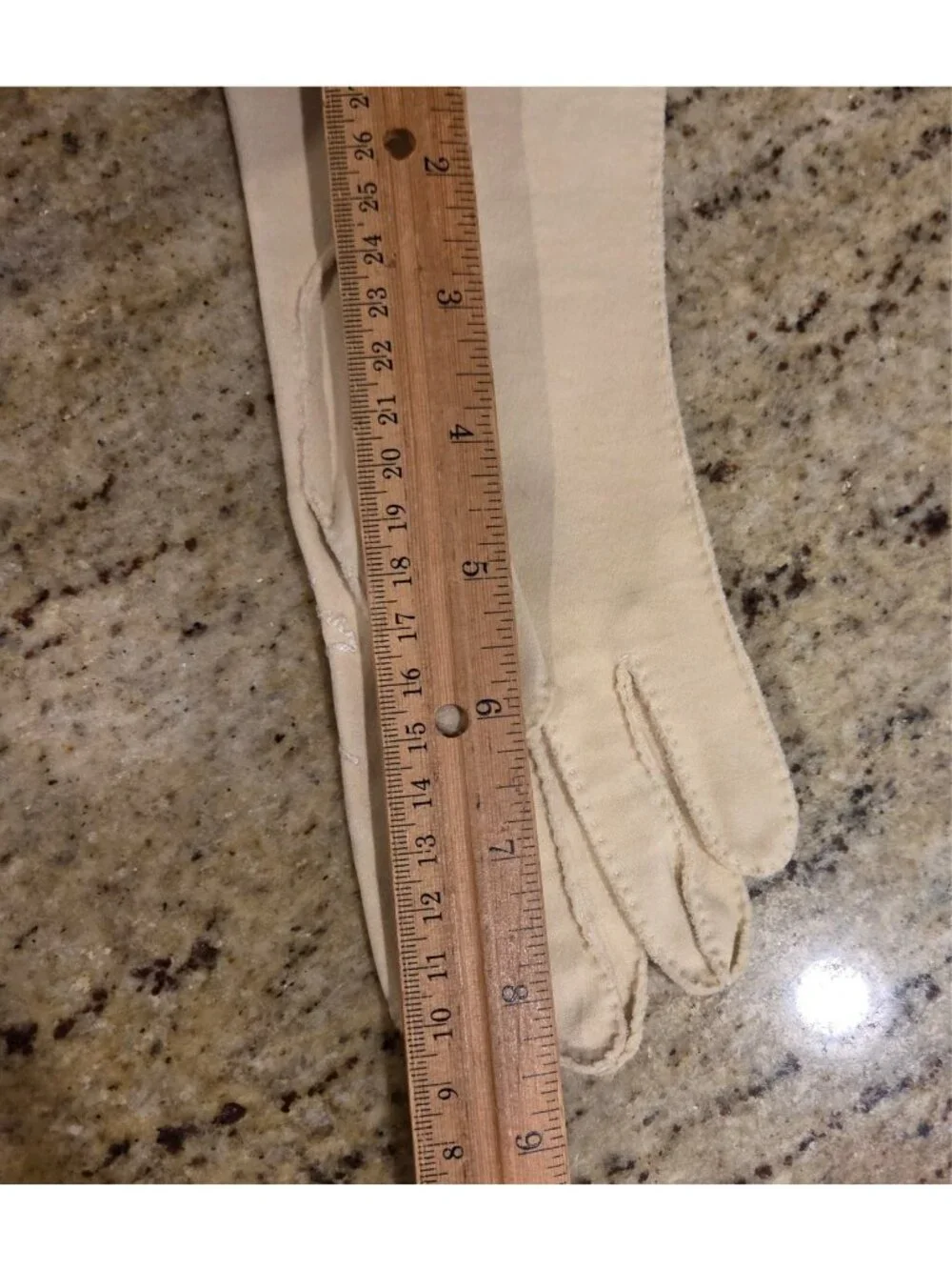 Vintage Womens Size S/M Cream Stretch Cotton Formal Gloves Embroidered Flower